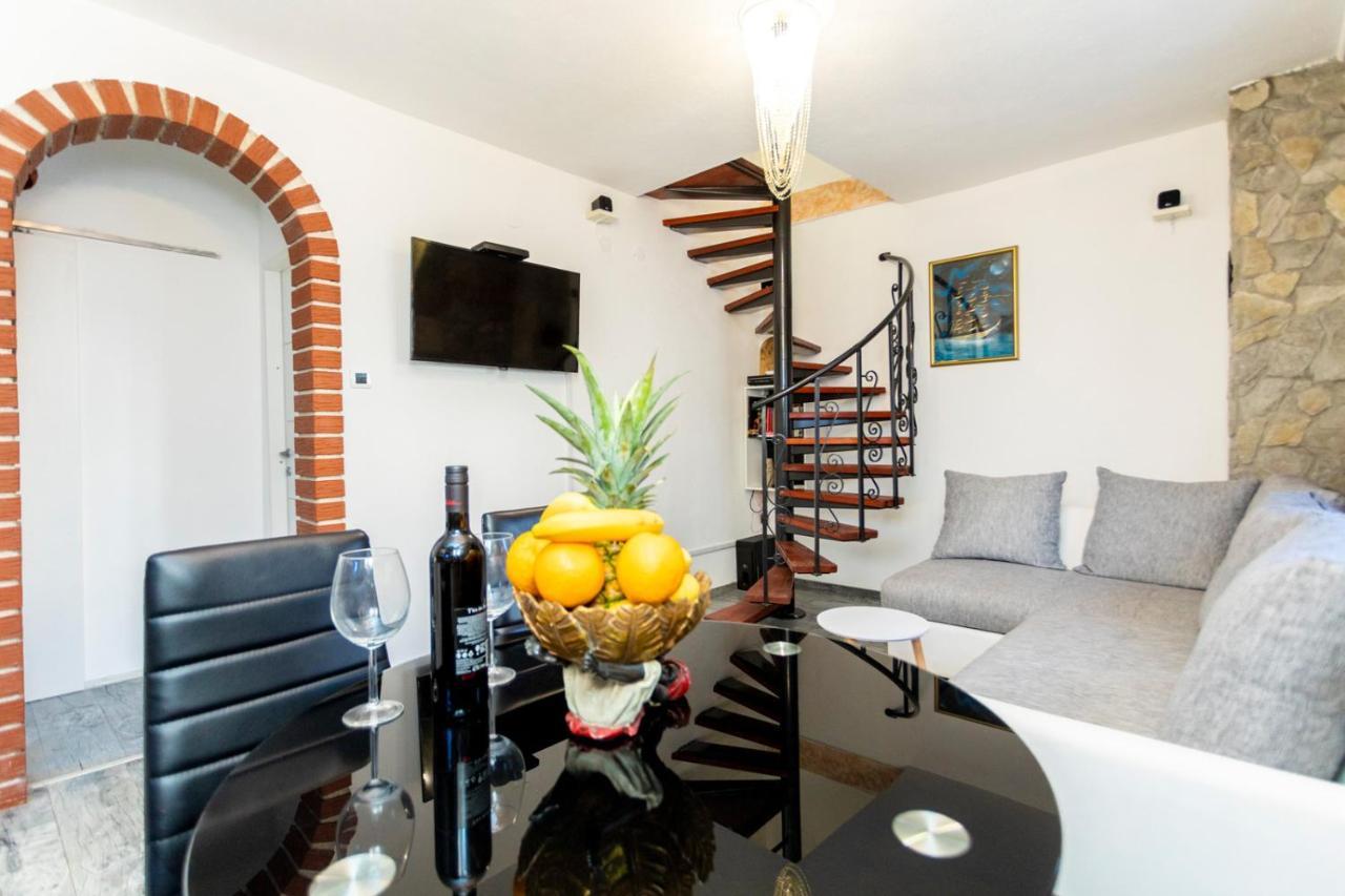 Holiday Home Casa Bianca Malinska Extérieur photo